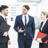 話がつまらない人の共通点と接し方（対処法と話し方の改善策）