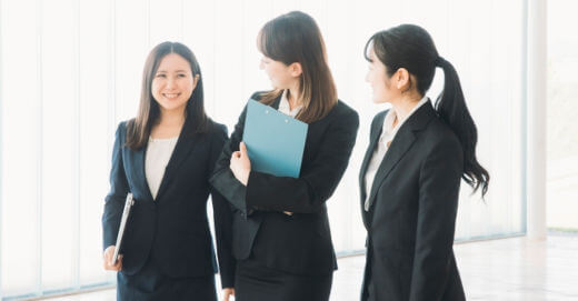 3人以上の会話が疲れる2つの原因